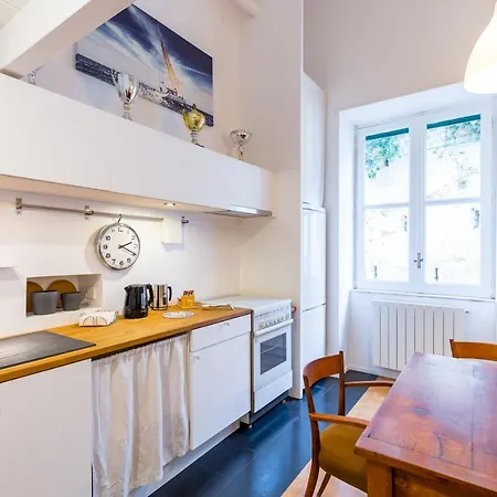Appartement Grifeo - Quiet And Relaxing Flat On Panoramic Route Naples
